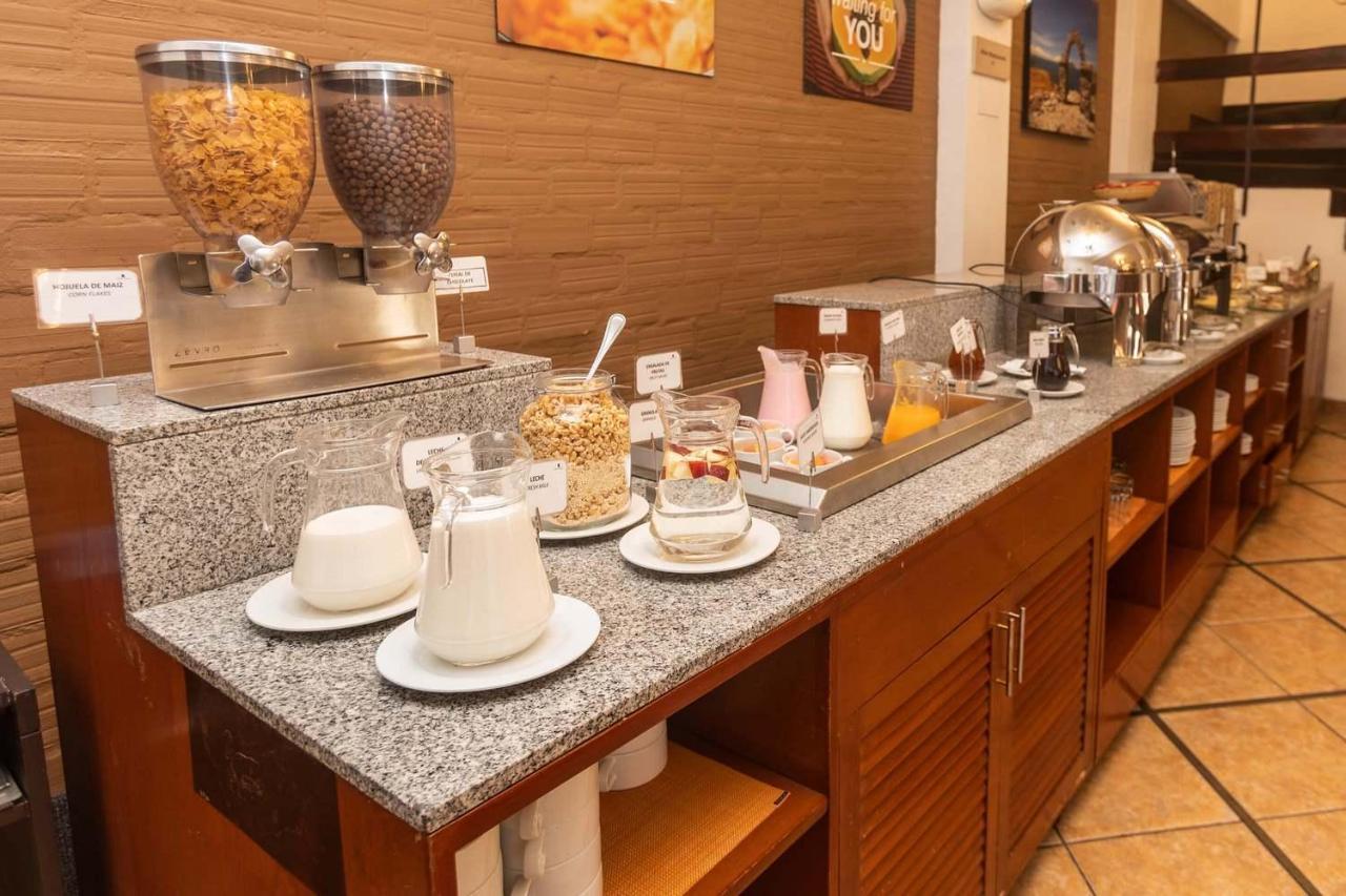 Casa Andina Standard Puno Hotell Eksteriør bilde